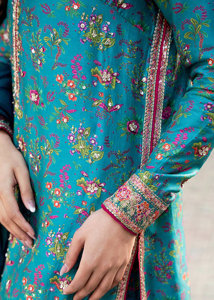 Zainab Salman | Luminara - Rare Beauty