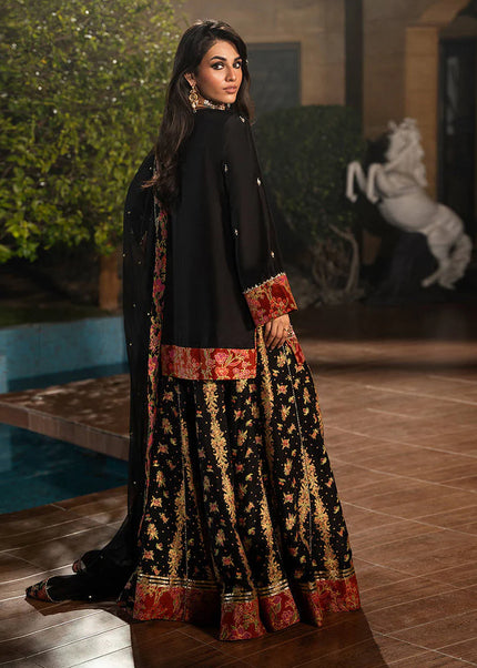 Zainab Salman | Luminara - Black Spice