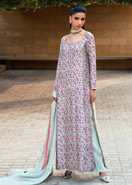 Zainab Salman | Luminara - Very Victoria
