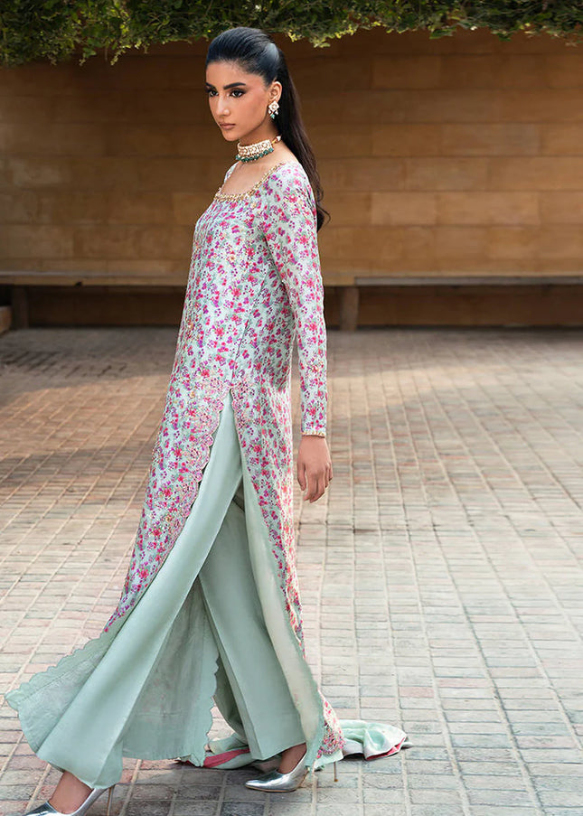Zainab Salman | Luminara - Very Victoria