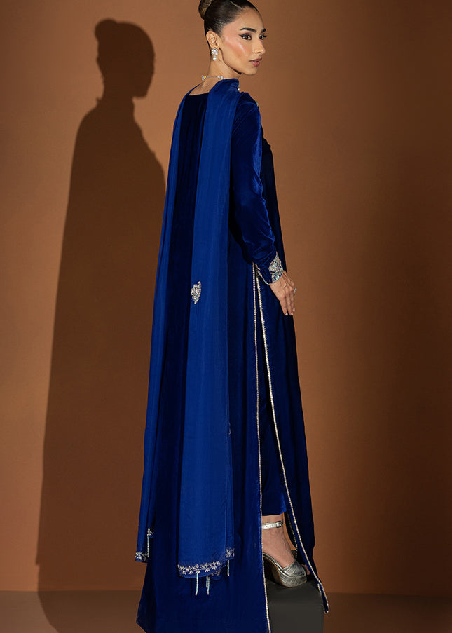 Khakaa | Creme De Velvet'25 - Vionna