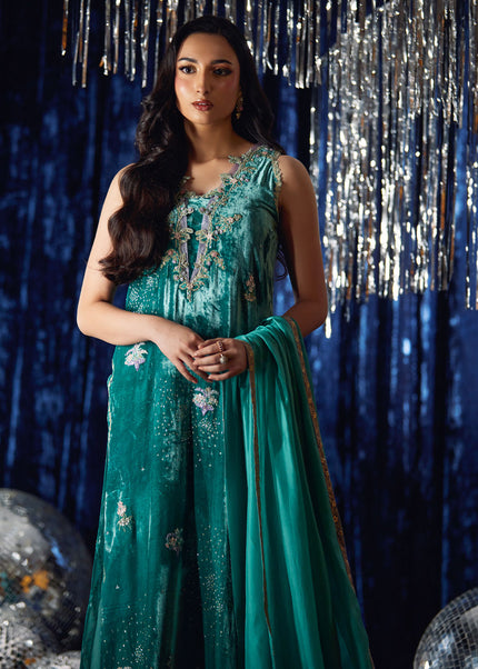 Farah Talib Aziz | Velvet Fete - Ansy Aqua