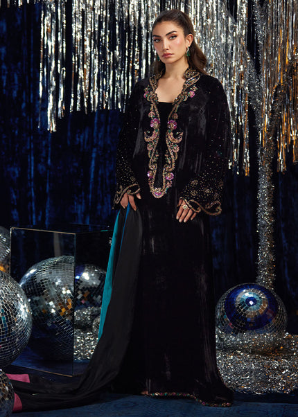 Farah Talib Aziz | Velvet Fete - Nori Black