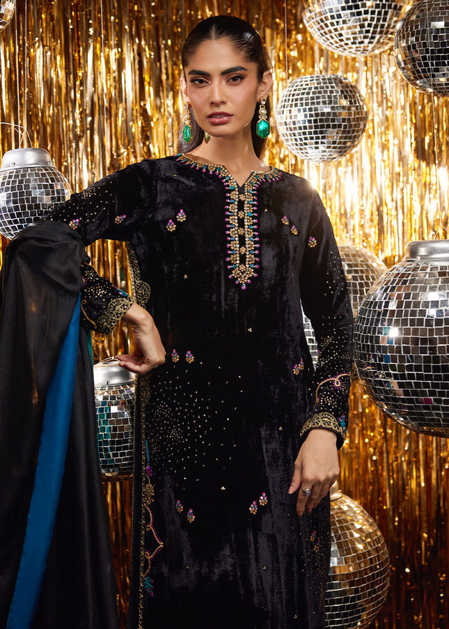 Farah Talib Aziz | Velvet Fete - Masika Black