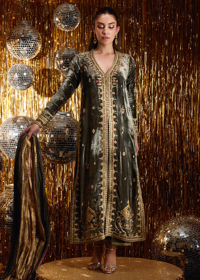 Farah Talib Aziz | Velvet Fete - Sarina Slate