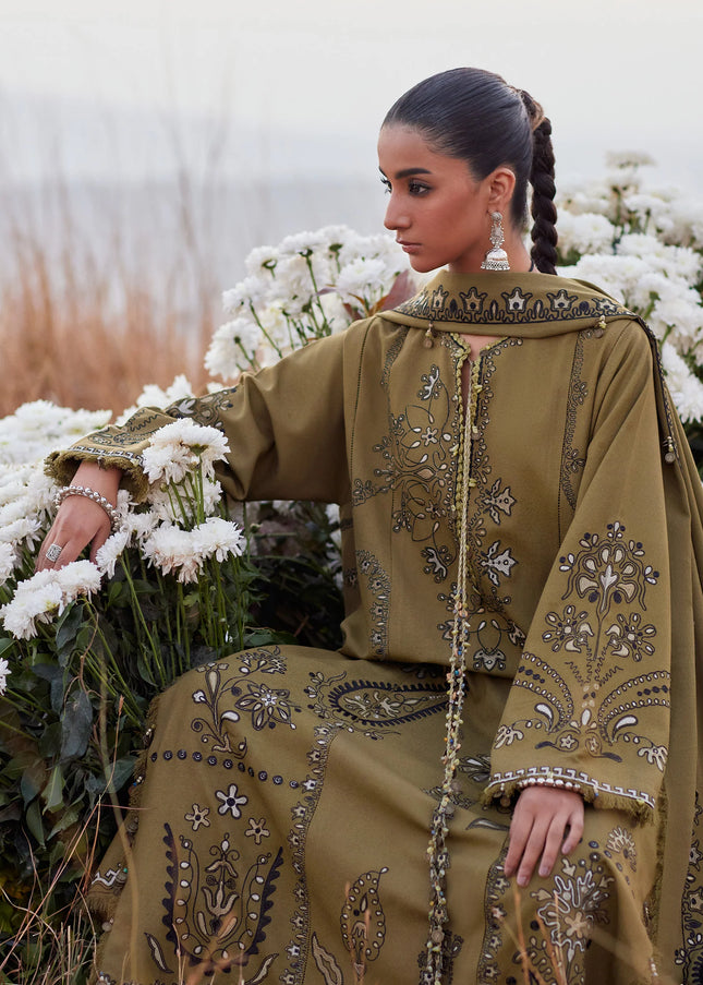 Zaha | winter'25 - Nayra