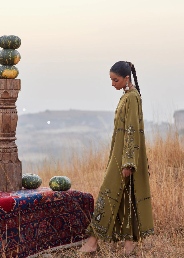 Zaha | winter'25 - Nayra