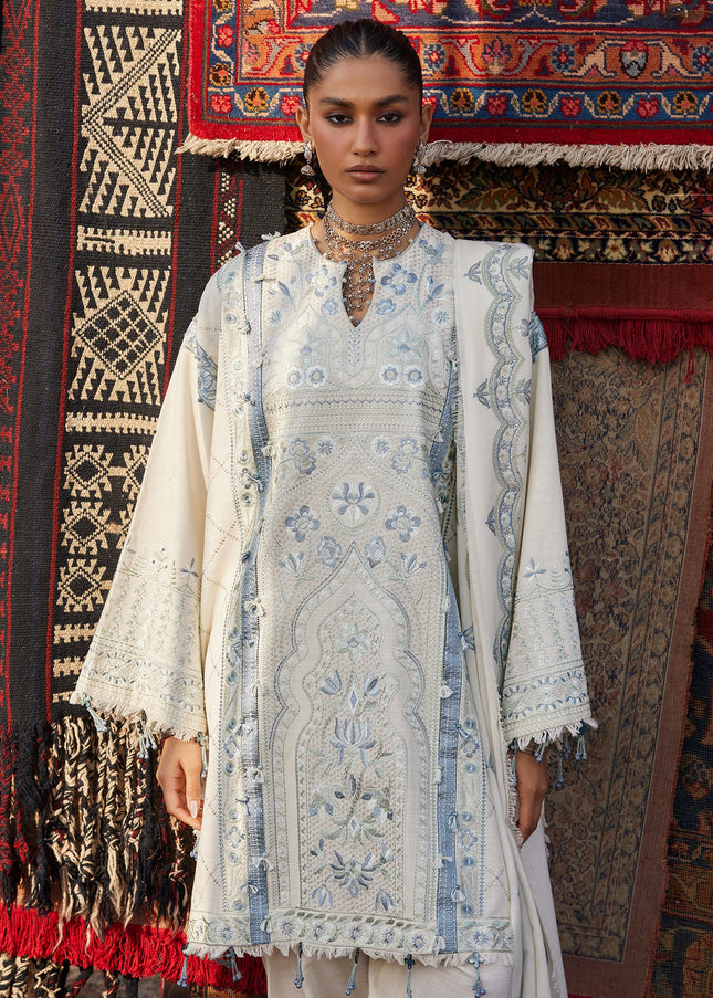 Zaha | winter'25 - Leila