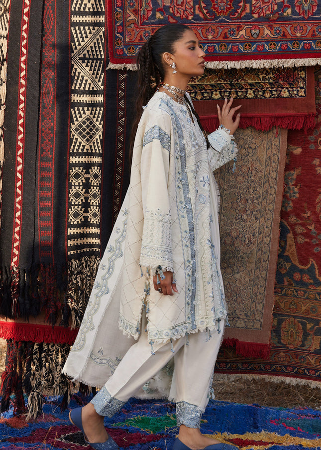 Zaha | winter'25 - Leila