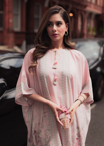 Erum Khan | Kaftan Edit - Fuchsia Fire
