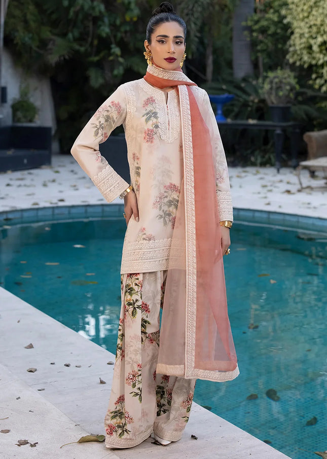 Erum Khan | Flamingo