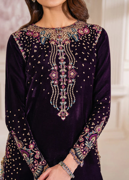 Baroque | Embroidered Velvet - UF-748