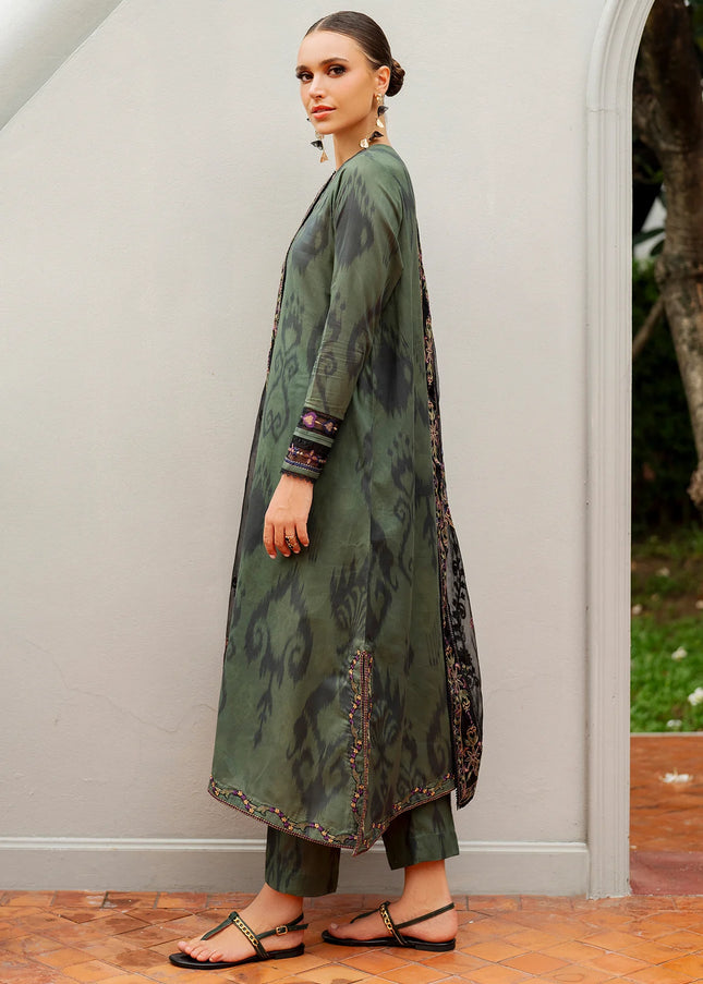 Baroque | Digital Printed Lawn UF-4262