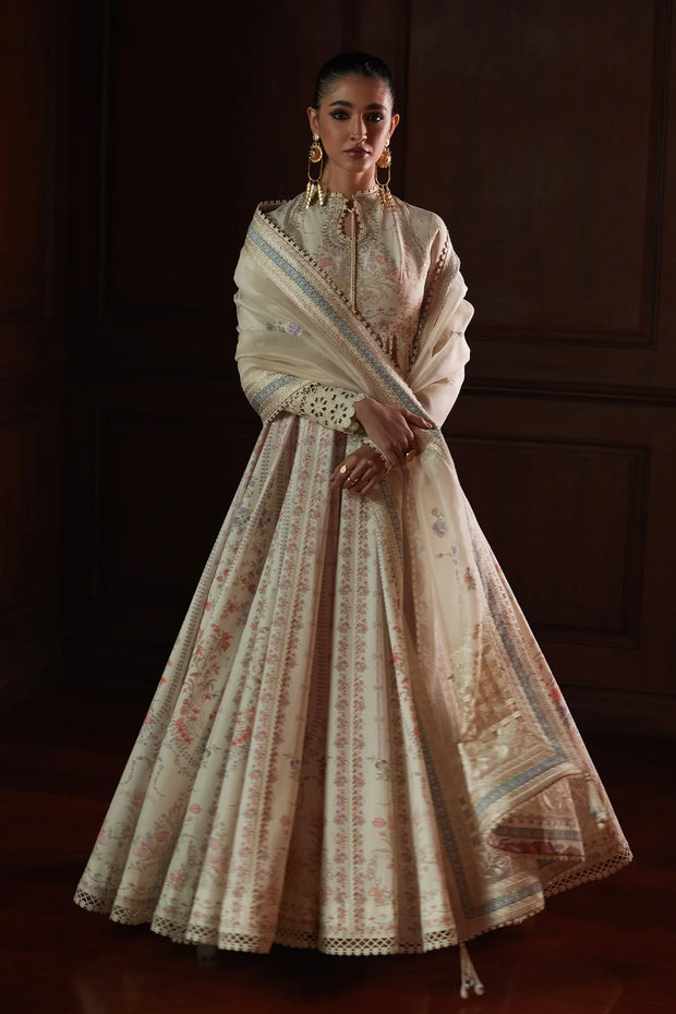 <h4><span style="text-decoration:underline">Summer Collections</span></h4>