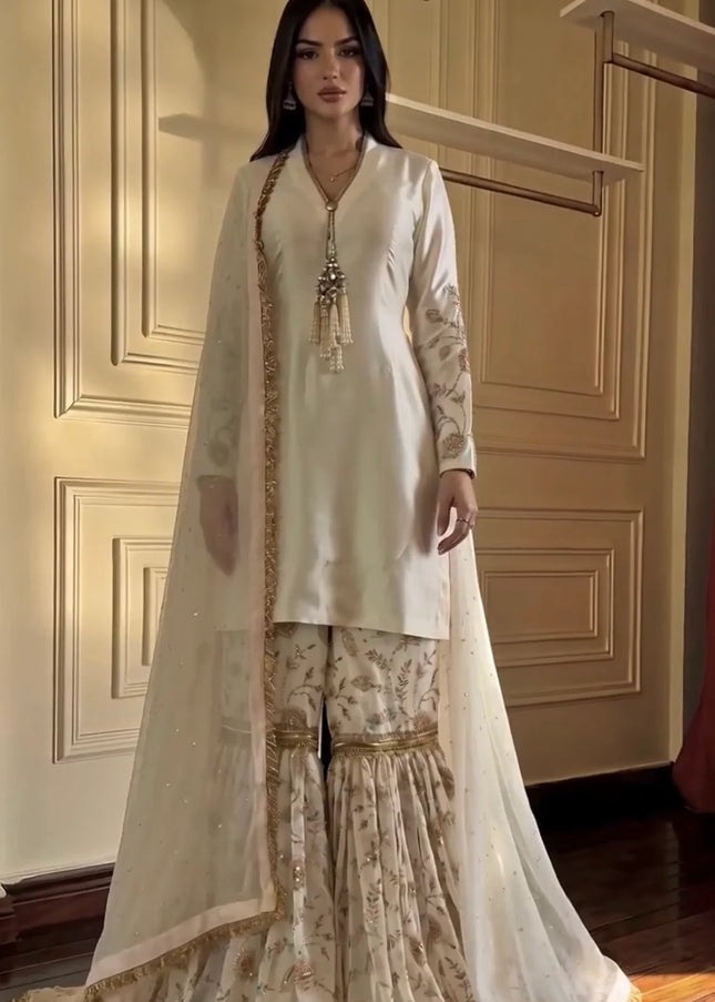 Zainab Shamsi | The Ayla Gharara