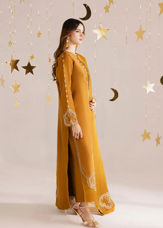 Vanya | Crescent Dreams - RE-32