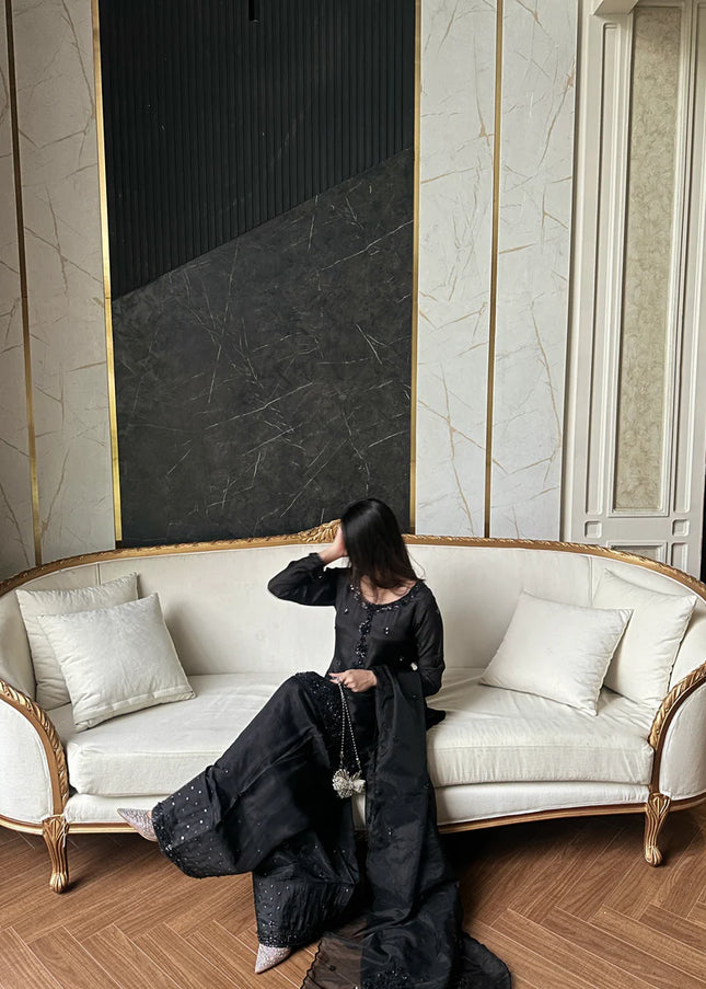 Najia Faisal | Zehresiyah