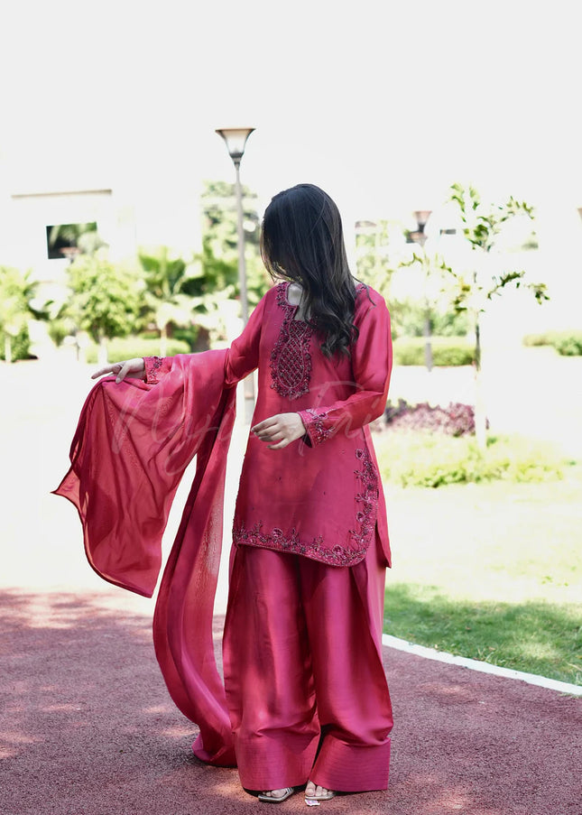 Najia Faisal | Crimson