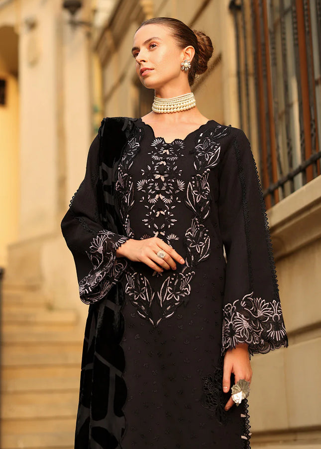 Rang Rasiya | Carnation Luxury Shawl Edit  - Cortado