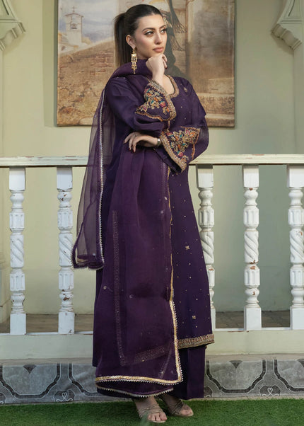 Sania Hasan | Vera Festive - Syra