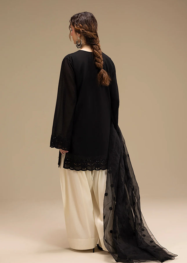 Erum Khan | Lillia - Night Petal