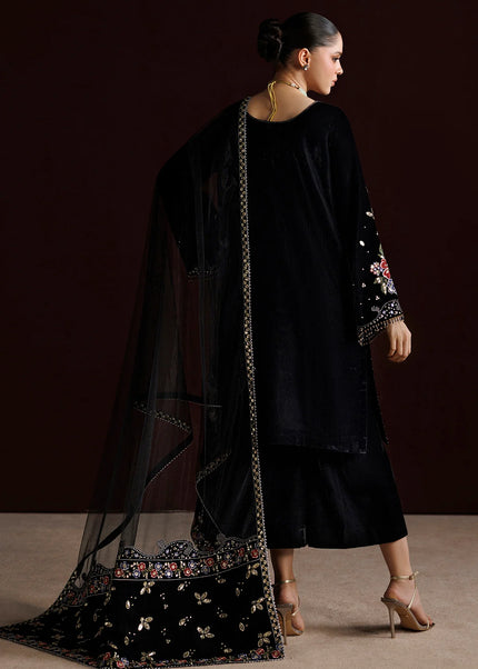Baroque | Embroidered Velvet UF-4552