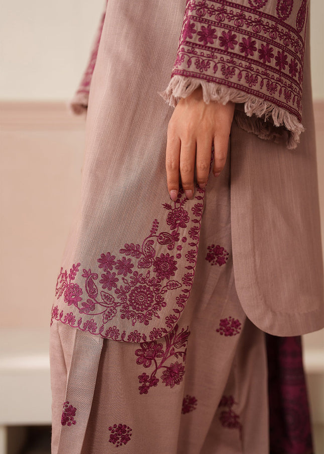 Baroque | Embroidered Khaddar UF-4353