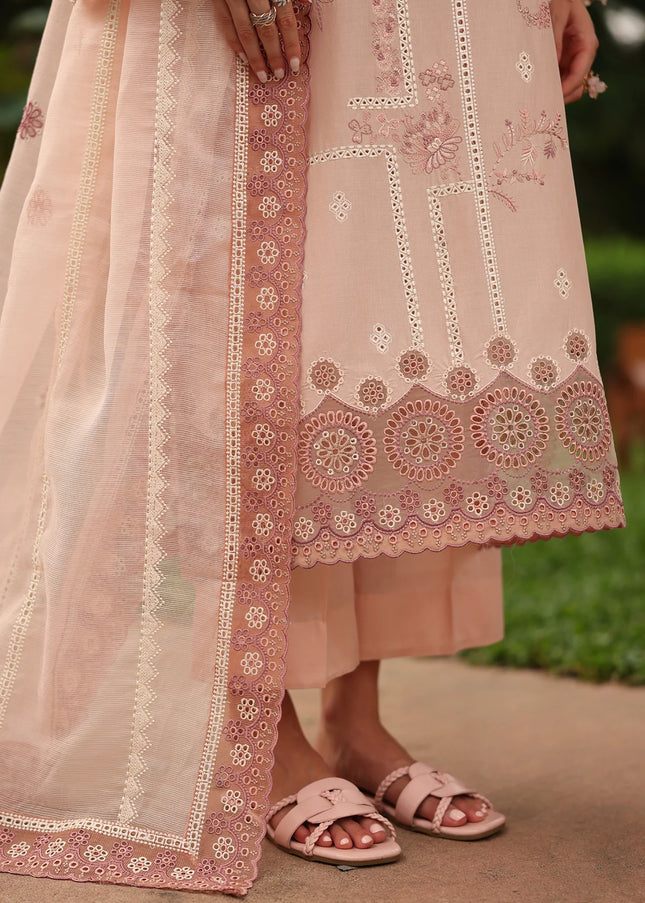 Baroque | Embroidered Lawn UF-4261