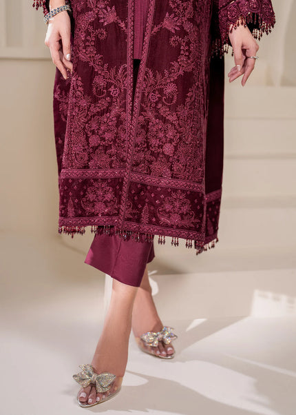 Baroque | Embroidered Velvet - UF-758