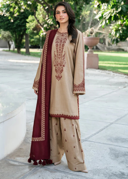 Baroque | Embroidered Khaddar UF-4003