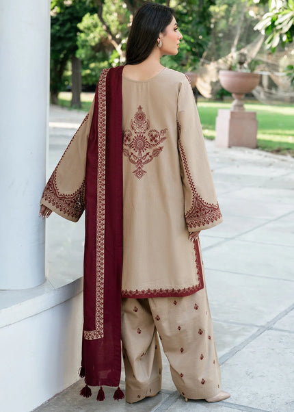 Baroque | Embroidered Khaddar UF-4003