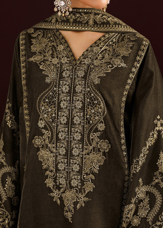Baroque | Embroidered Velvet UF-4553
