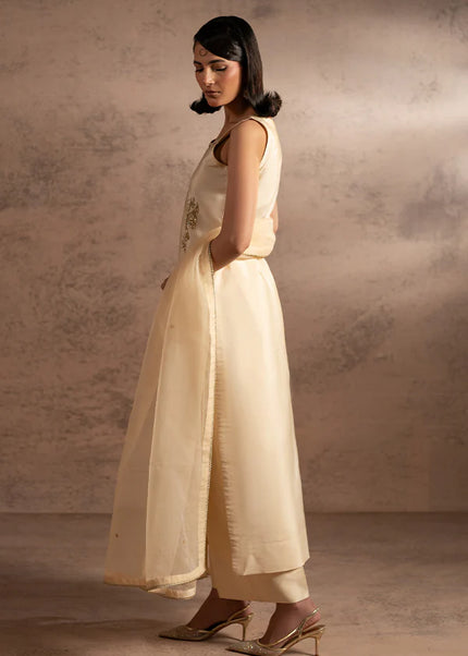 Farrukhzia | Fareesha - Ivory Zardosi
