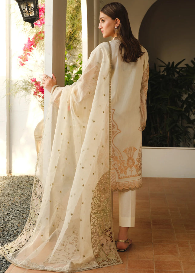 Baroque | Embroidered Jacquard Lawn UF-662