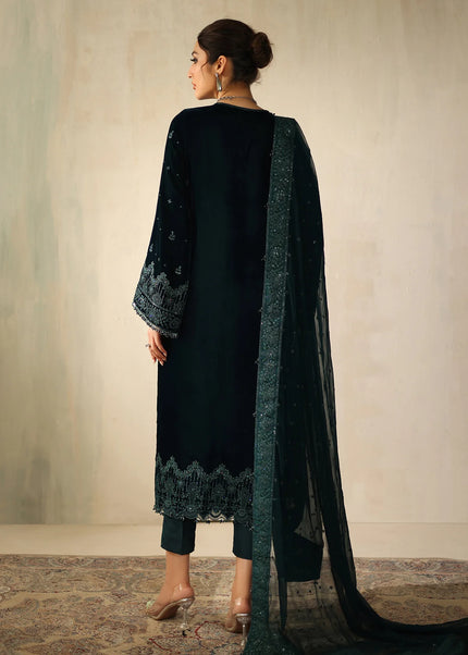 Baroque | Embroidered Velvet UF-4322