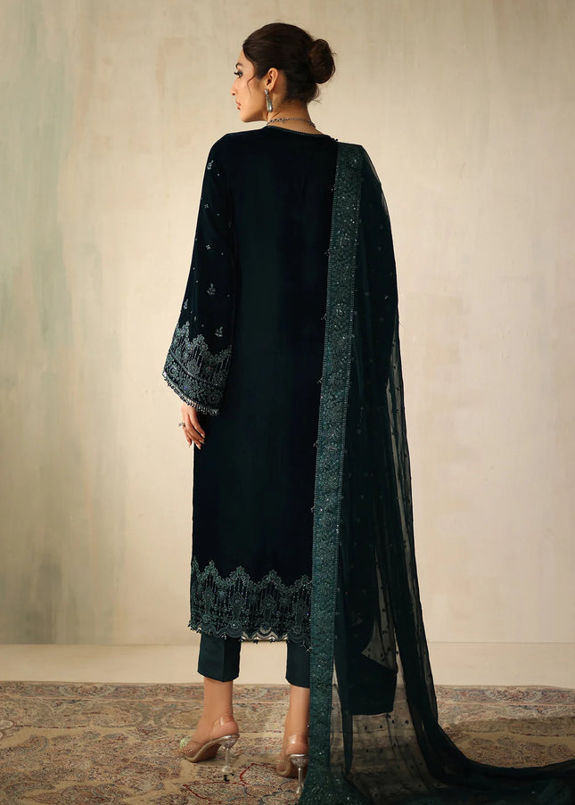 Baroque | Embroidered Velvet UF-4322