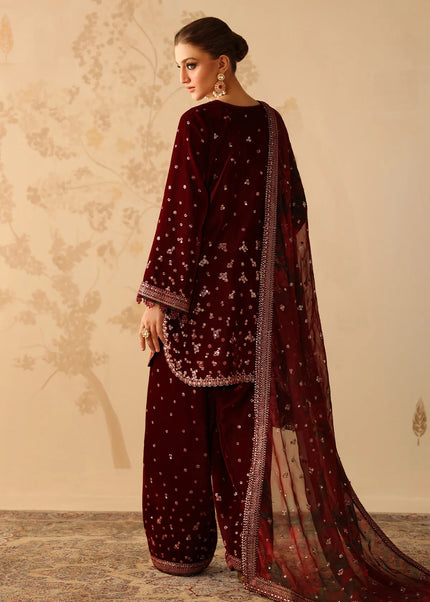 Baroque | Embroidered Velvet UF-4314