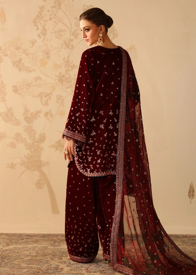 Baroque | Embroidered Velvet UF-4314