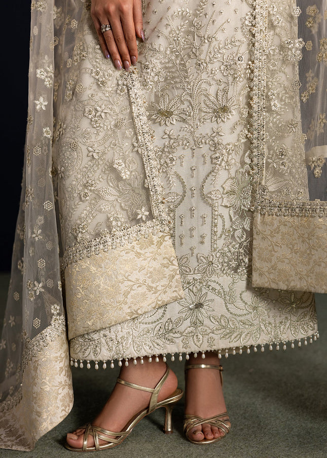 Baroque | Embroidered Net UF-4448