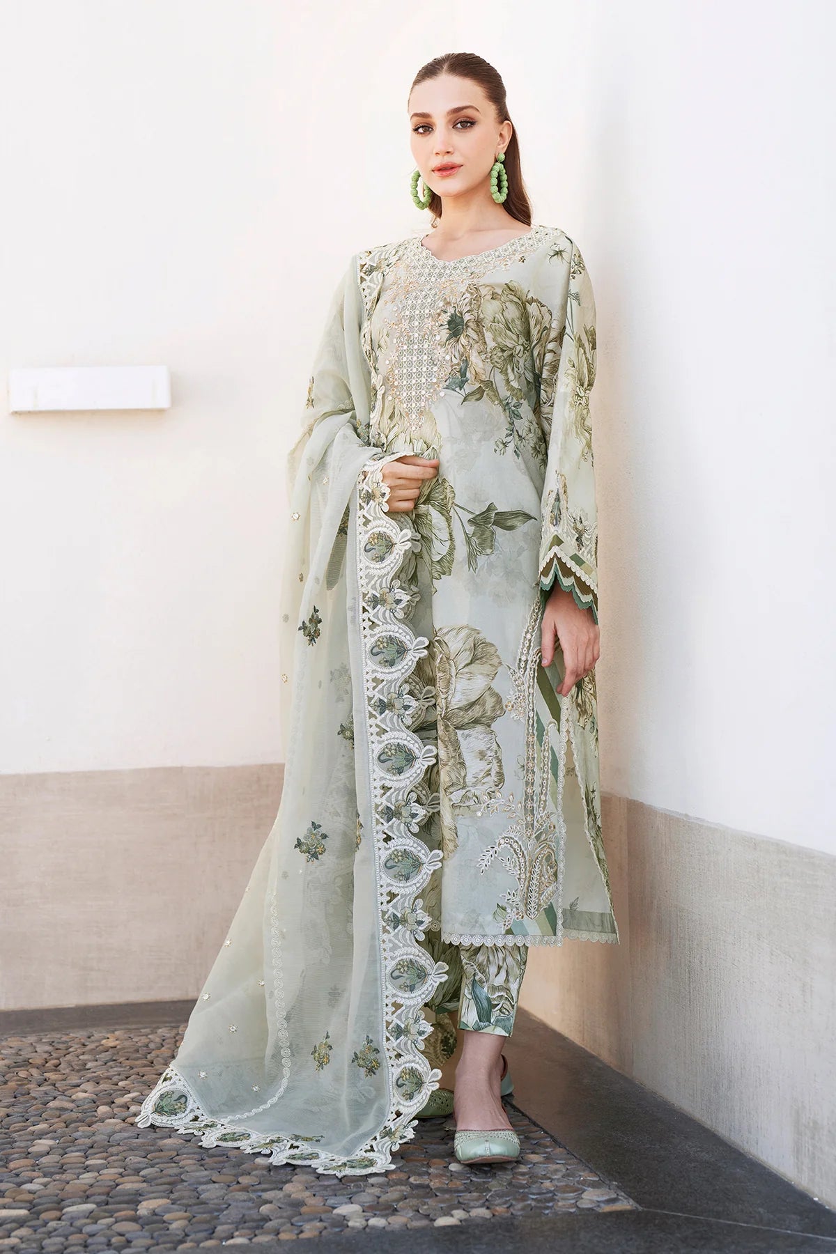 Baroque | Embroidered Printed Lawn UF-4082 FALAKENOOR Baroque | Embroidered Printed Lawn UF-4082 FALAKENOOR