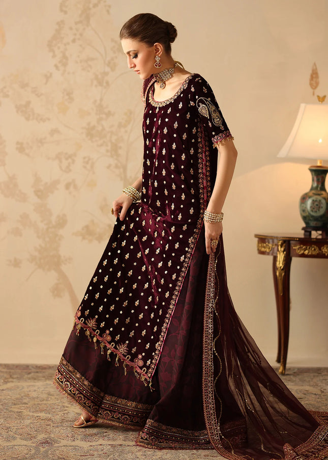 Baroque | Embroidered Velvet UF-4313