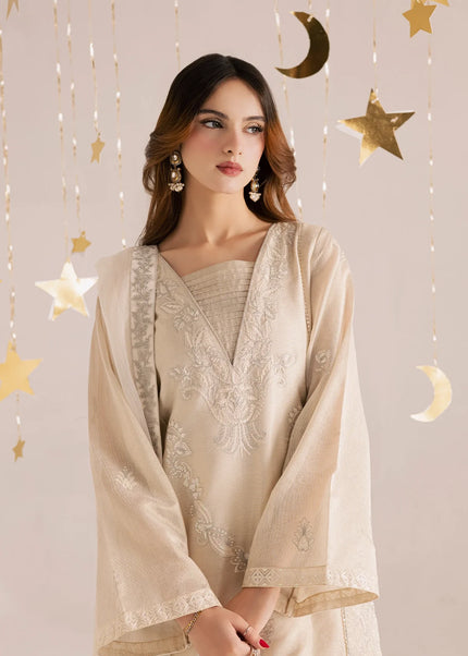 Vanya | Crescent Dreams - RE-28