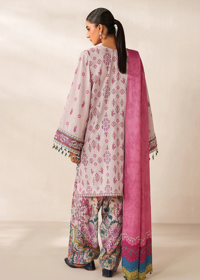 Baroque | Embroidered Khaddar UF-4357