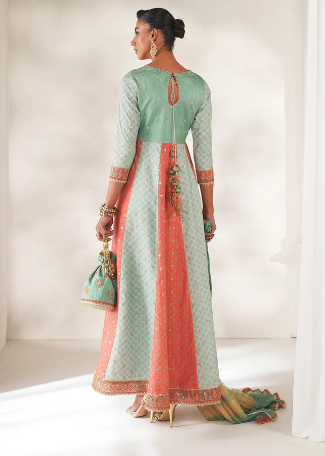 Baroque | Embroidered Silk UF-4141