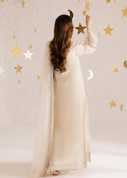 Vanya | Crescent Dreams - RE-28