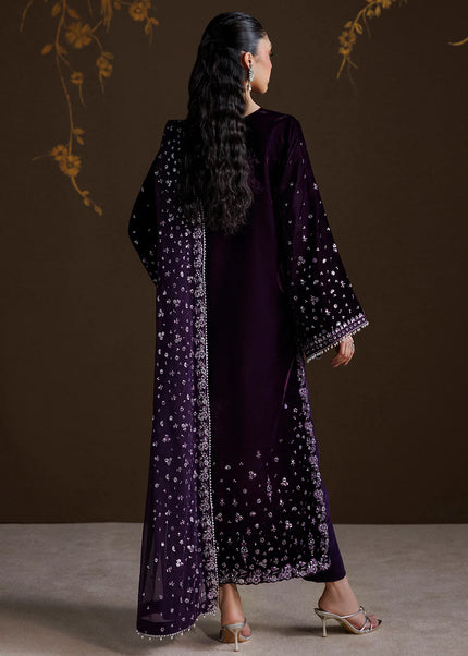 Baroque | Embroidered Velvet UF-4546