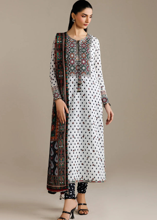 Jazmin | Embroidered Raw Silk UR-7077