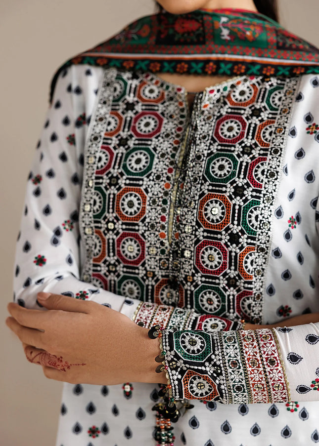 Jazmin | Embroidered Raw Silk UR-7077