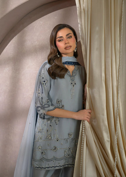 Nimrah | Zeina Festive Formals - Aira