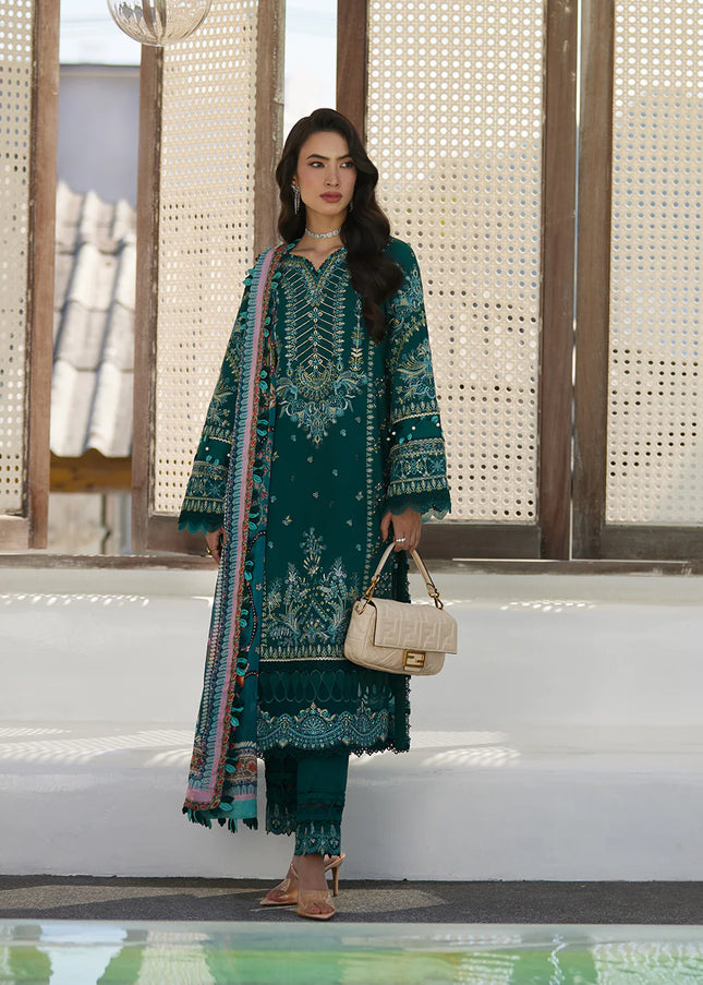 faiza saqlain green dress Selin Faiza Saqlain